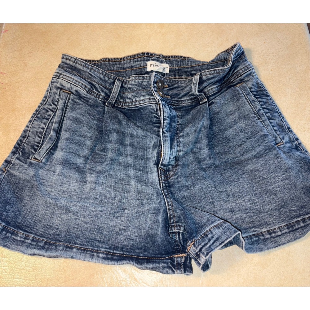 M Jeans Denim Shorts High Rise Original Fit Blue Wash Size 12‎